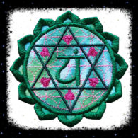 Heart Chakra Anahata Spiritual Yogic Embroidered sew/iron-on patch - Hippy Spiritual Embroidered Patch - Cosmic-Corner